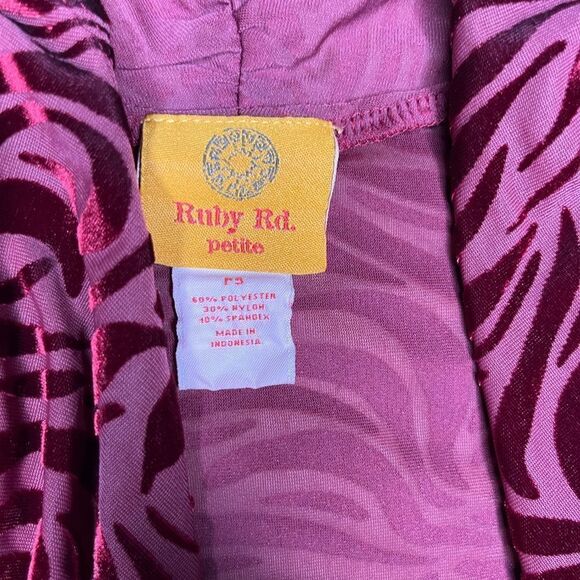 Ruby Rd petite burgundy zebra burnout flag sweater sz PSmall - Picture 2 of 6